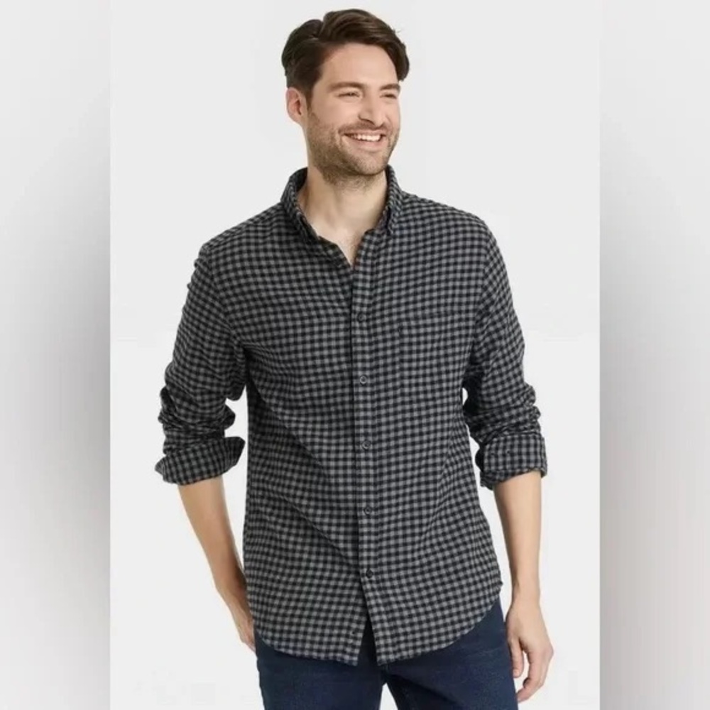 Goodfellow Men's Black and Gray Plaid Shirt